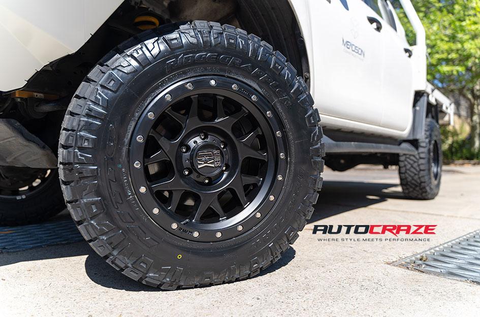 TOYOTA HILUX N80 4WD BULLY XD SATIN BLACK